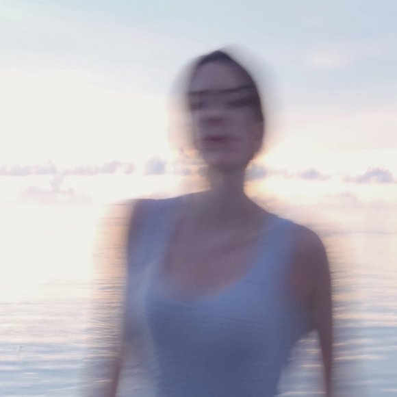 Meet your Posher, Amanda - Picture 1 of 1